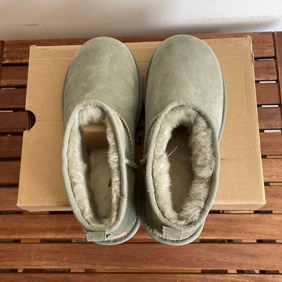 UGG Classic Ultra Mini Shaded Clover Women Size 6 - Picture 11 of 14